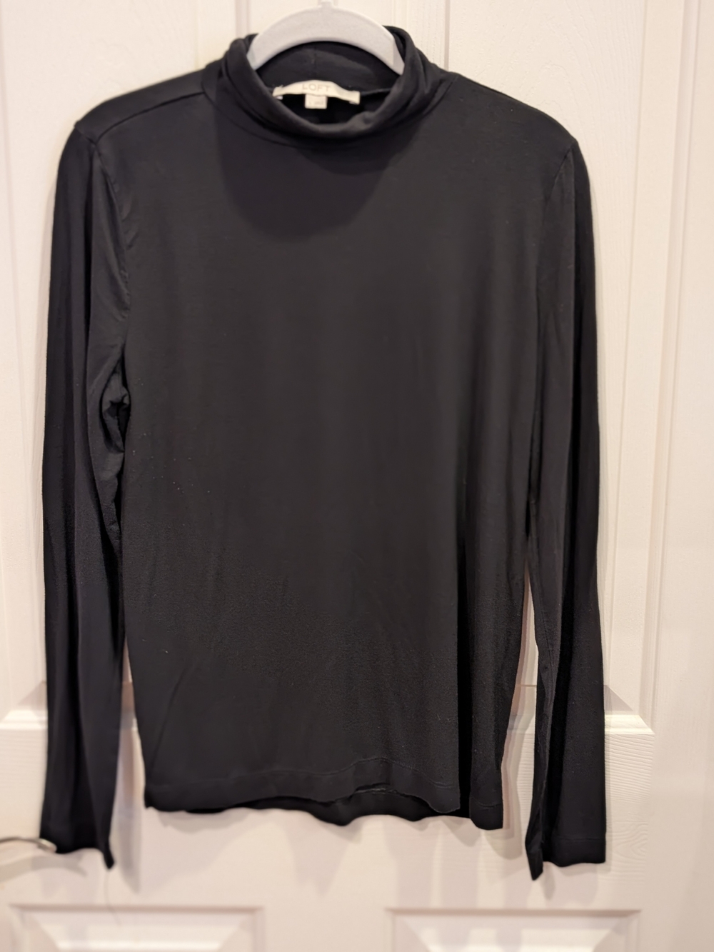 LOFT Black Long-Sleeve Turtleneck Top